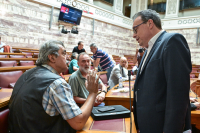 Αγνοούν τον Φάμελλο εννιά βουλευτές του ΣΥΡΙΖΑ - Υπογράφουν ερώτηση Πολάκη!