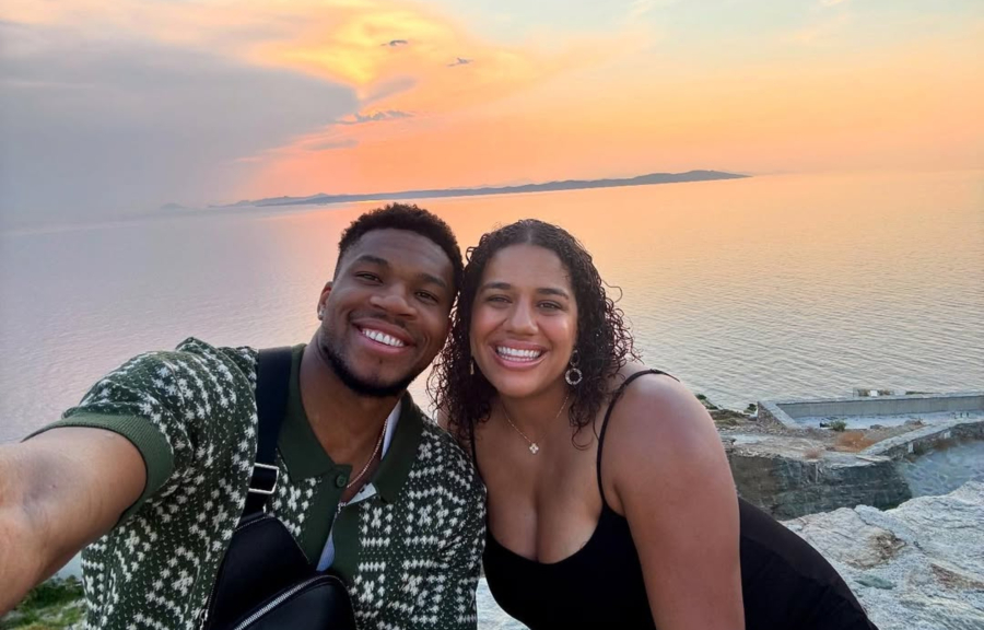 Γιάννης Αντετοκούνμπο: Απολαμβάνει τις διακοπές του στην Ελλάδα