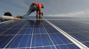 Οι ελεγκτές της ΕΕ δημοσιεύουν έγγραφο για την αιολική και ηλιακή ενέργεια