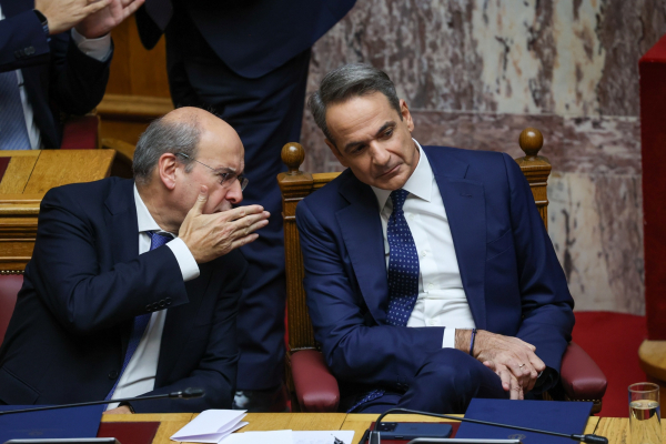 Ακρίβεια: Η πραγματικότητα διαψεύδει (ξανά) τον Μητσοτάκη