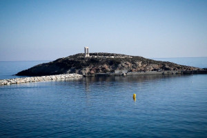 Νόσος της Νάξου: Τα συμπτώματα της ασθένειας που «σκοτώνει» τους νέους κάτω των 30