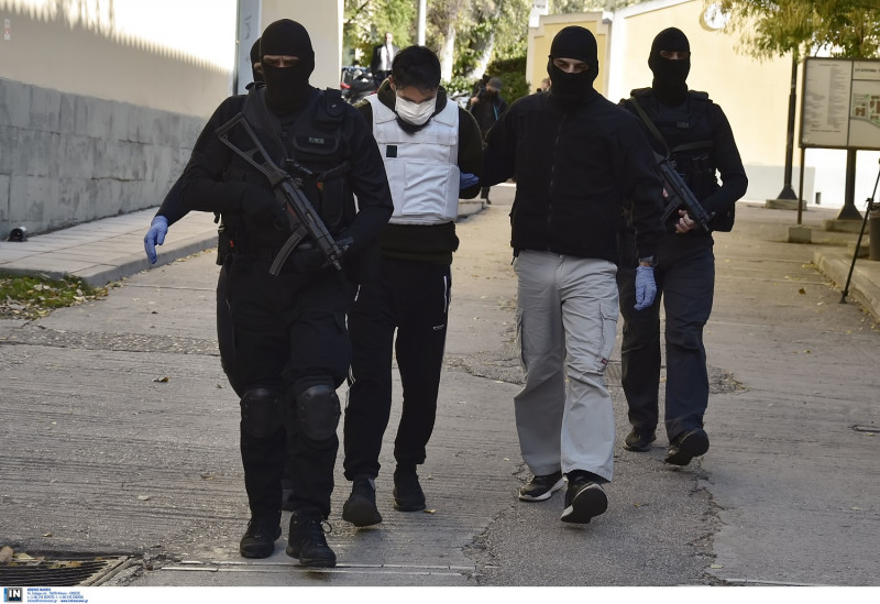 Προφυλακίστηκε ο 27χρονος τζιχαντιστής, άλλαξε στάση στη σημερινή απολογία