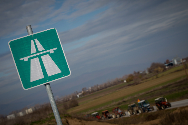 Κυκλοφοριακές ρυθμίσεις από σήμερα στον Κόμβο Τατοΐου