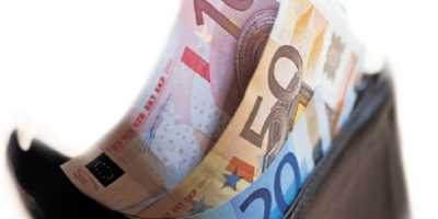 Κόβεται η μισθοδοσία σε συμβασιούχους του Δημοσίου λόγω μη ενημέρωσης του Μητρώου Μισθοδοτούμενων