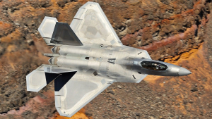 F-22 σε... θέση μάχης - Κλιμακώνεται η παρουσία των ΗΠΑ στη Μέση Ανατολή