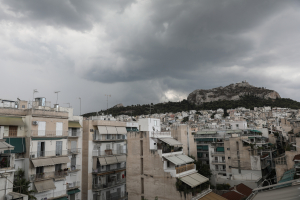 Στο έλεος της κακοκαιρίας η χώρα: Και δεύτερο κύμα καταιγίδων στην Αττική, πότε σταματούν τα φαινόμενα