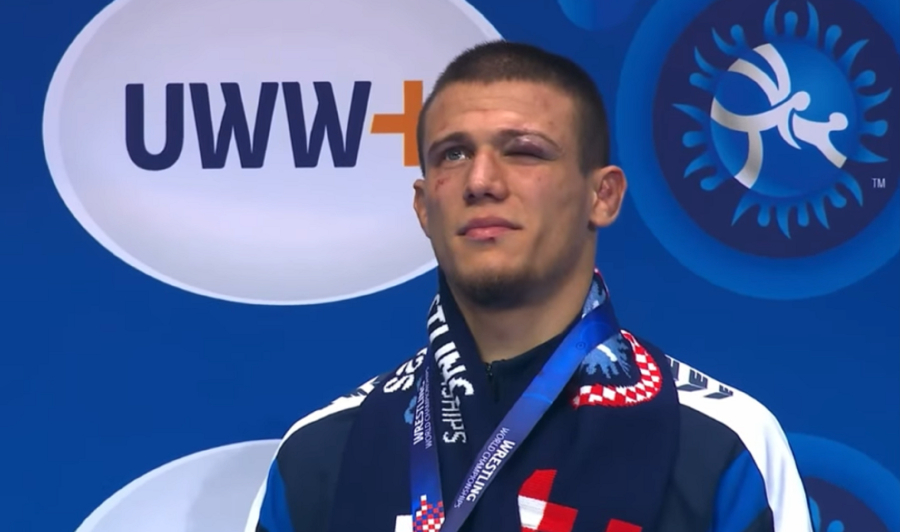 Παγκόσμιος πρωταθλητής ο Γιώργος Κουγιουμτσίδης - Ιστορικό χρυσό για την ελληνική πάλη (Βίντεο)