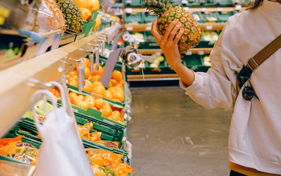 Αγίου Πνεύματος 2024: Τι ώρα κλείνουν τα σούπερ μάρκετ σήμερα