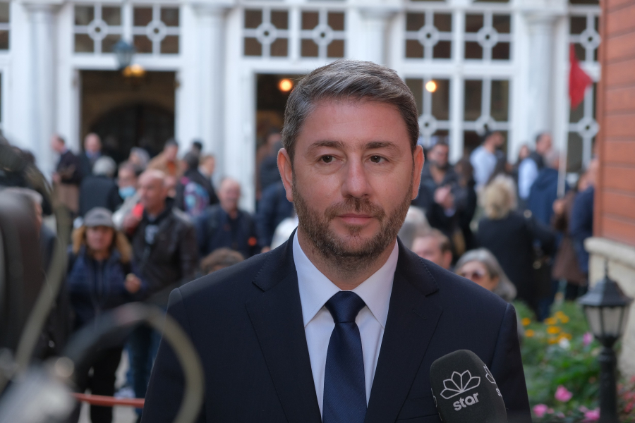 Στο Φανάρι για τα Θεοφάνεια ο Ανδρουλάκης