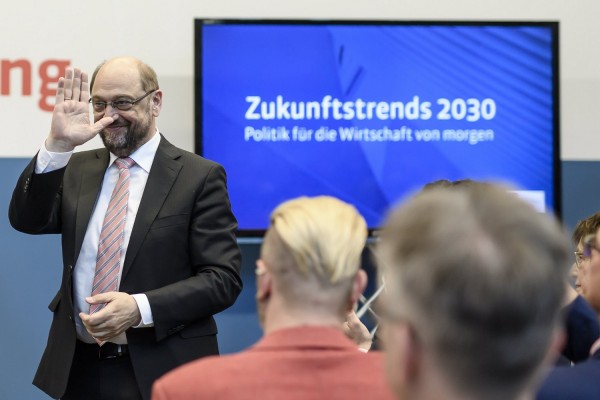 Ανοδικά τα ποσοστά του Σούλτς