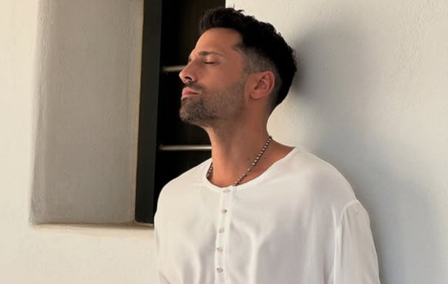 Ο Κωνσταντίνος Αργυρός παρουσιάζει το νέο του single - «Champ»