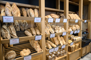 «Πόλεμος» για την τιμή του ψωμιού, «βολές» στα σούπερ μάρκετ από τον πρόεδρο των αρτοποιών στο Dnews