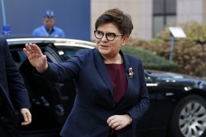 Σε πολιτική κρίση η Πολωνία - Παραιτήθηκε η πρωθυπουργός Μπεάτα Σίντλο