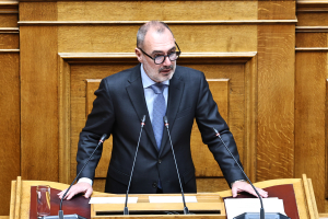 Ο Κατσανιώτης «αδειάζει» Γεωργιάδη για το επεισόδιο με την Κωνσταντοπούλου