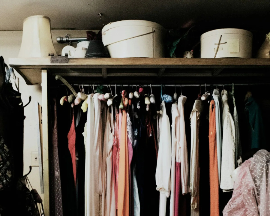 Ανοιξιάτικο ξεκαθάρισμα: Από πού να ξεκινήσεις χωρίς άγχος