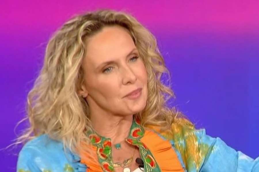 Εβελίνα Παπούλια: Ξέσπασε σε κλάματα μετά την απόφαση κατά του Πέτρου Φιλιππίδη (Βίντεο)