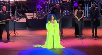 H θρυλική Diana Ross μάγεψε το Καλλιμάρμαρο: Βίντεο από την ιστορική συναυλία