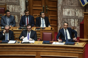 Δημοσκοπήσεις: Ένας…Πιερρακάκης δεν φέρνει την άνοιξη για τη ΝΔ