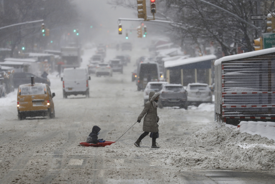 «Θάφτηκε» στο χιόνι η Νέα Υόρκη, πρωτόγνωρες εικόνες -Δείτε βίντεο