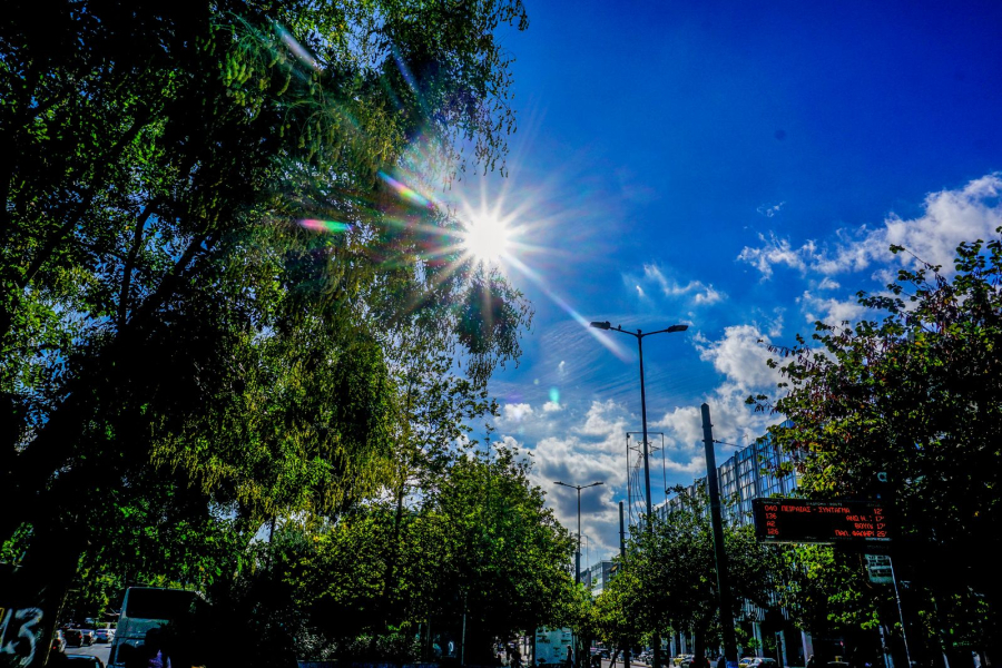 Ζιακόπουλος για τον καιρό: Ο ήλιος επιστρέφει με… αστερίσκους – «Κλειδί» οι άνεμοι