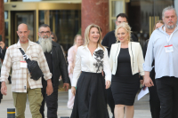 Η Καρυστιανού παρουσιάζει το κόμμα της: «Ελπίδα για τη Δημοκρατία, Ανεξάρτητο Κίνημα Πολιτών» - Live εικόνα