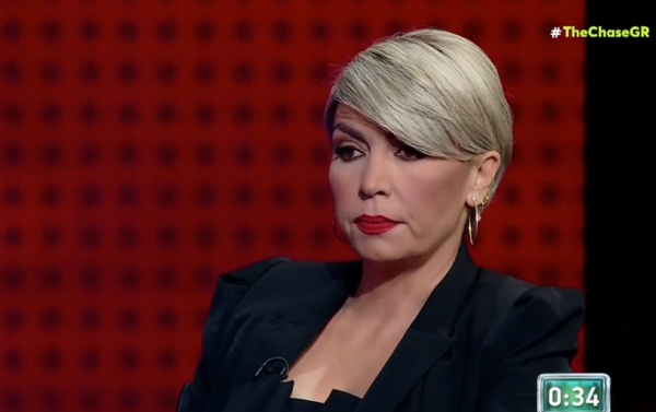 «The Chase»: Έκαναν την ανατροπή και κέρδισαν τη «Γυναίκα με τα μαύρα»