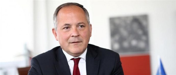 Επιτάχυνση σε ηλεκτρονικούς πλειστηριασμούς και εξωδικαστικό ζητά ο Κερέ