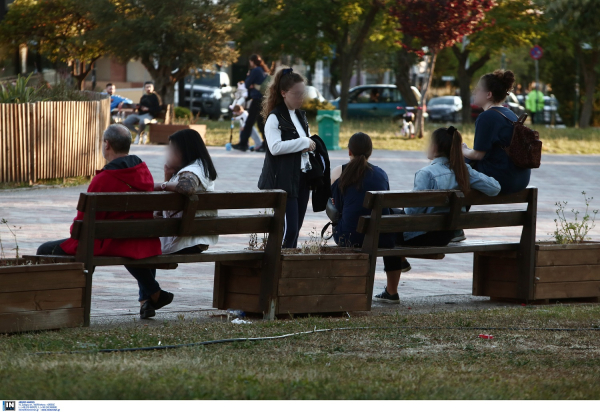 Πώς μπορείτε να βρείτε την πρόσληψή σας και τι δηλώνει ο εργοδότης σας για μισθό και εισφορές