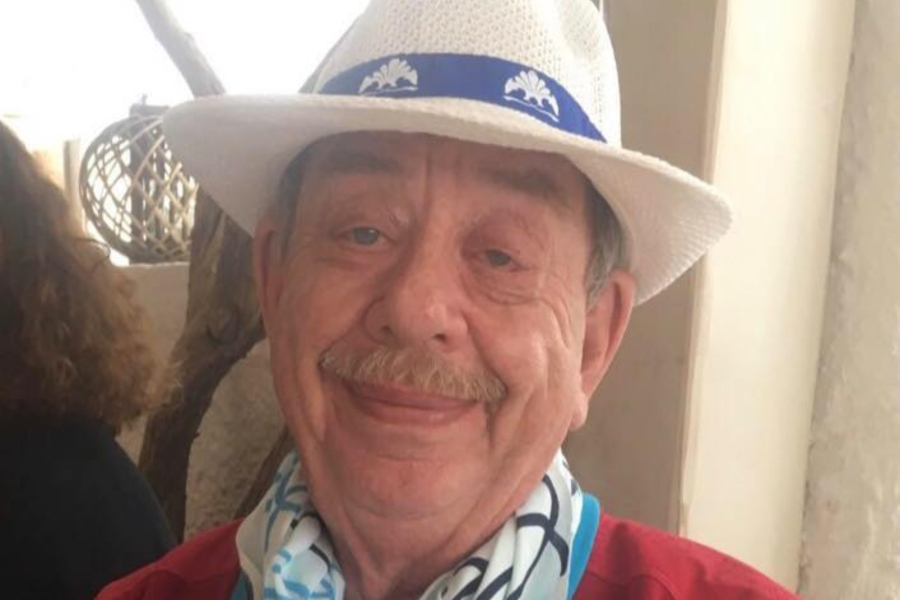 Ηλίας Μαμαλάκης: Τα μυστικά για ένα νόστιμο σουβλάκι (Εικόνα)