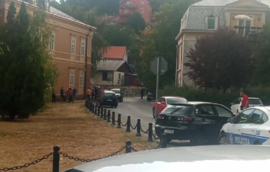 Μαυροβούνιο: Άγριος καβγάς με πυροβολισμούς και νεκρούς σε εστιατόριο στην ιστορική πρωτεύουσα Τσέτινιε