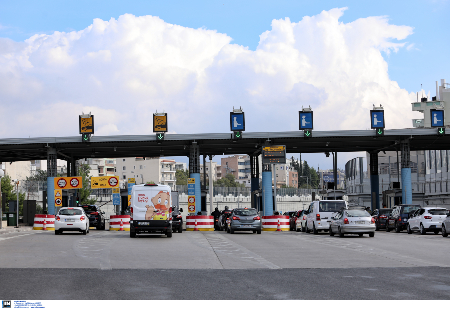 Αττική Οδός: Μεγάλες καθυστερήσεις μετά από τροχαίο