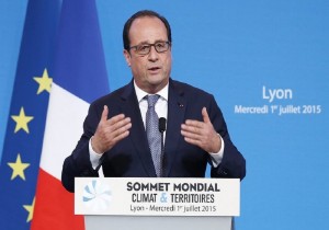 Ολάντ: Η νίκη επί της ακροδεξιάς δεν είναι δεδομένη