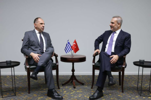 Ταράζονται τα νερά στο Αιγαίο