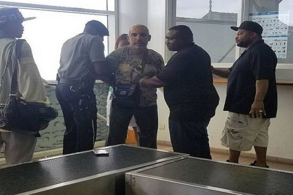 Χειροπέδες στον επιχειρηματία Άλκη Δαυίδ - Συνελήφθη στην Καραϊβική με κάναβη 1,3 εκατ. δολαρίων