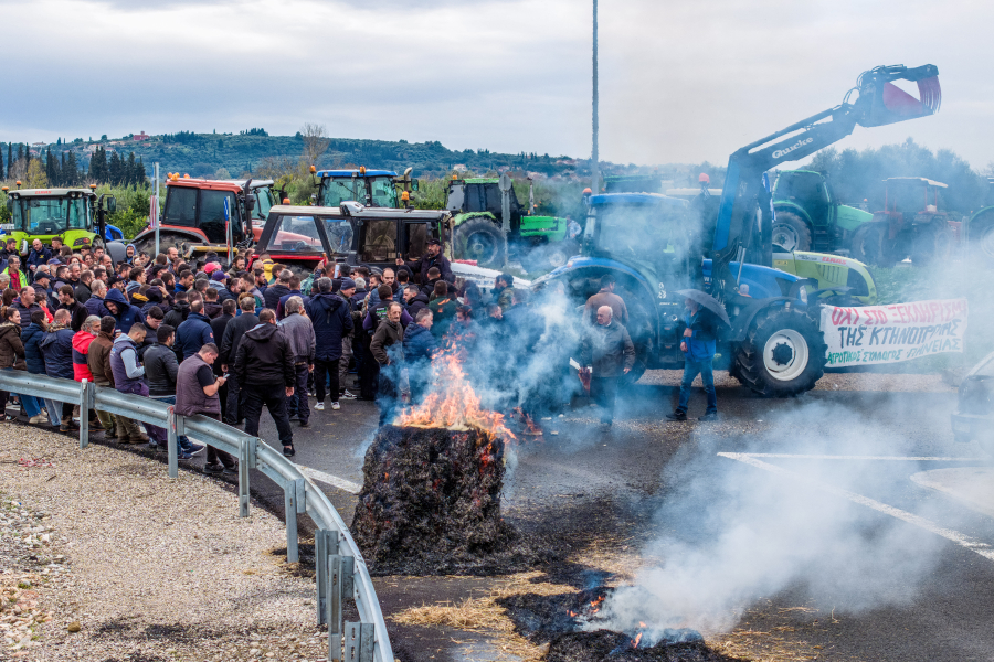 Greek Farmers Launch Largest Protest in a Decade as Blockades Spread Nationwide