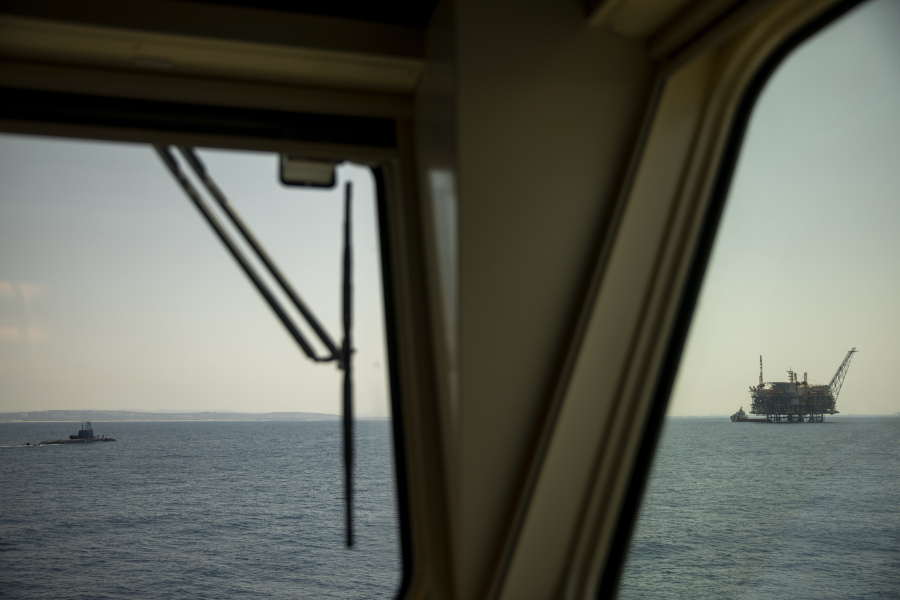 Reuters: Το Ιράν ζήτησε από τους Χούθι να κλείσουν την πύλη της Ερυθράς Θάλασσας αν οι ΗΠΑ πλήξουν το ενεργειακό του δίκτυο
