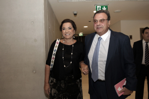 Περιμένοντας την Ντόρα