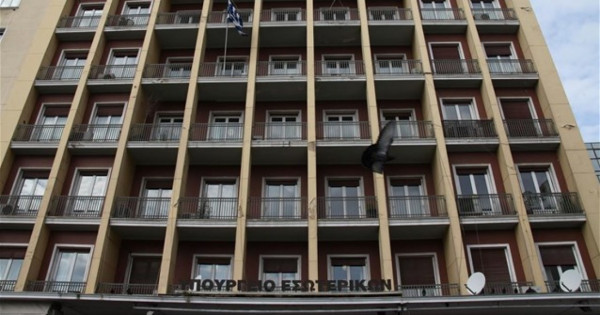 9,7 εκατ. ευρώ μέχρι σήμερα στους πυρόπληκτους δήμους της Αττικής από το υπουργείο Εσωτερικών