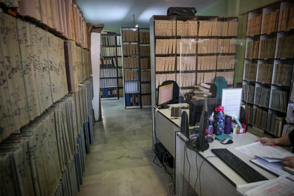 Κτηματολόγιο: Εκτός οι ηλεκτρονικές υπηρεσίες, «θολά σημεία» στη διαφάνεια, προβλήματα στις αιτήσεις