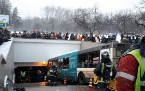 Πέντε νεκροί σε ατύχημα λεωφορείου στη Μόσχα (Βίντεο)