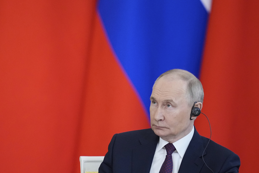 Τι περιμένουμε από το σημερινό «τετ α τετ» Ρωσίας - Ουκρανίας: Το μήνυμα πίσω από την απουσία Πούτιν