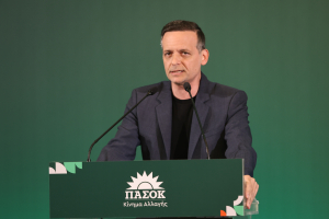Η παράλληλη «γραμμή» της Χαριλάου Τρικούπη κατά Δούκα