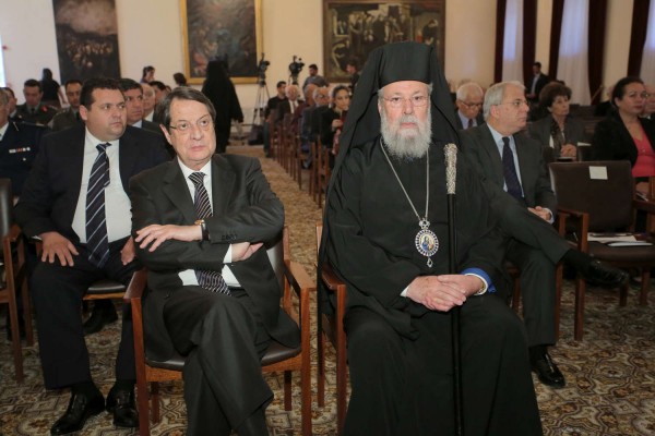 Κυπριακό: Τερματισμό συνομιλιών και απομάκρυνση Αϊντε προτείνει ο Αρχιεπίσκοπος Χρυσόστομος