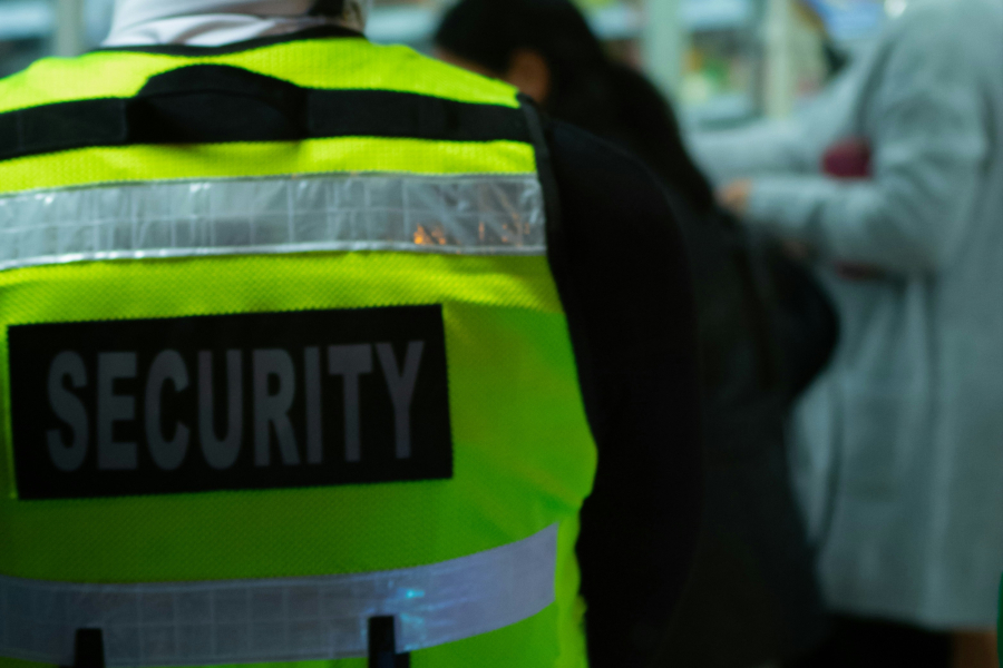 ΕΚΑ: Απλήρωτοι οι εργαζόμενοι φύλακες στην «Κολοσσός» - Δεν καταβλήθηκε ούτε δώρο Χριστουγέννων