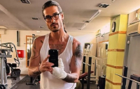 Άρης Μουγκοπέτρος: Ξανά στο χειρουργείο ο δεξιοτέχνης του κλαρίνου για την αποκατάσταση του χεριού του