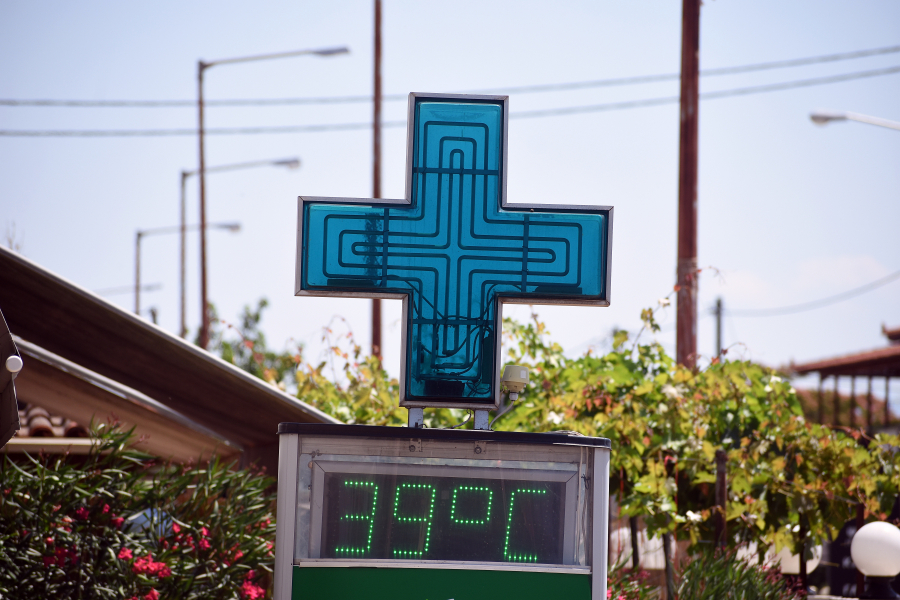 Ανατροπή στο έκτακτο δελτίο της ΕΜΥ: Μετά τον καύσωνα, βουτιά του υδραργύρου (εικόνες, βίντεο)