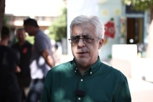 Σοφιανός για συντάξεις: «Λένε "πού θα βρούμε τα λεφτά;" και δίνουν δισ. για πολεμικούς εξοπλισμούς»