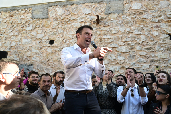 Στο όνομα της ...δημοκρατίας αλλοιώνουν τη λαϊκή ετυμηγορία!