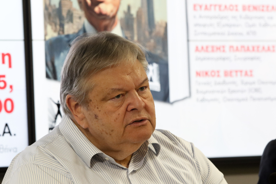 Γιατί ο Βενιζέλος δηλώνει ότι η χώρα δεν είναι διακυβερνήσιμη