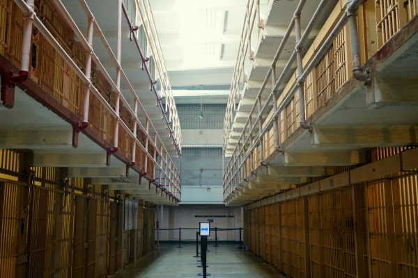 Πάτρα: Προφυλακίστηκε ο 49χρονος για τον ξυλοδαρμό της συντρόφου του